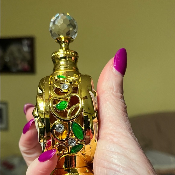 NIB Layali Concentrated Scented Oil alcohol free collectible flower bottle - Picture 6 of 11